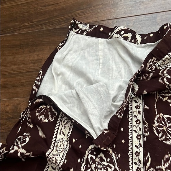Cotton Floral A-Line Skirt in Brown and White by Coldwater Creek, Sz. Small - Picture 7 of 7